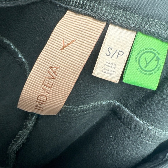 INDYEVA Women’s Size Small Insulated Book Pants Black Hiking Snow Outdoor NEW! - Picture 6 of 8